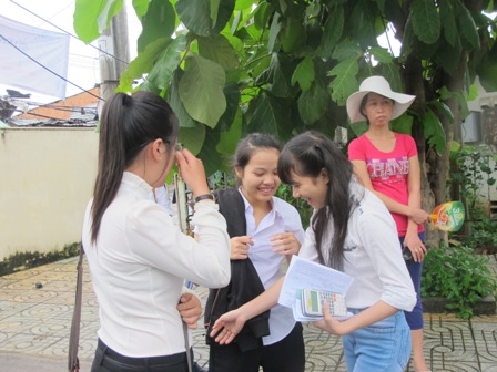 Đề Toán phân loại thí sinh, đề Địa vừa sức ảnh 6